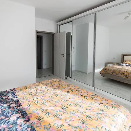 Apartment Urban Confort. Modern Si Luminos Rebreanu