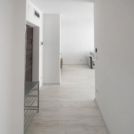 Urban Confort. Modern Si Luminos Rebreanu *