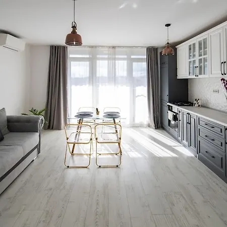 Urban Confort. Modern Si Luminos Rebreanu Lägenhet *