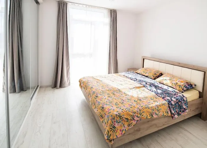 Urban Confort. Modern Si Luminos Rebreanu *